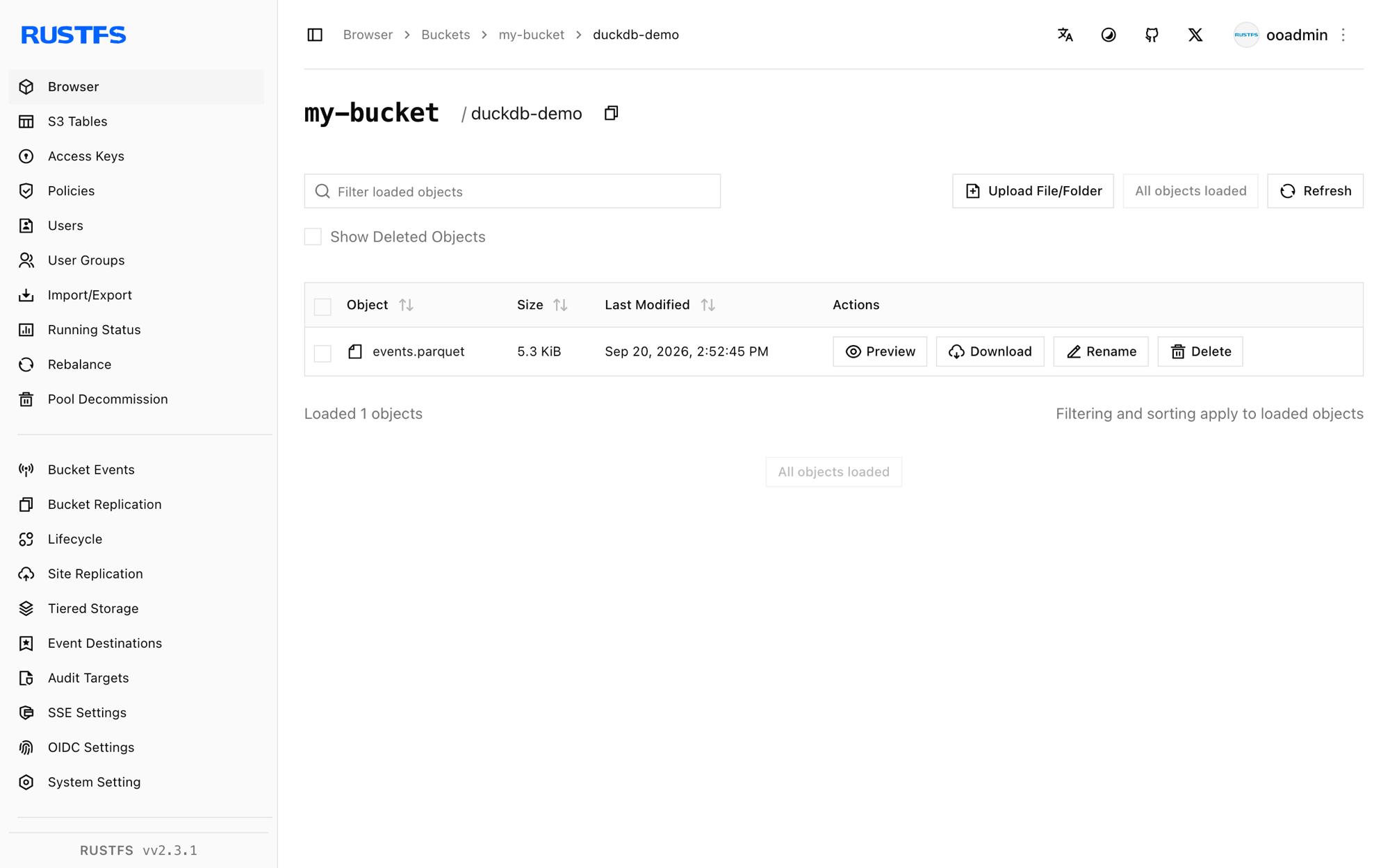 Le préfixe duckdb-demo dans la Console RustFS